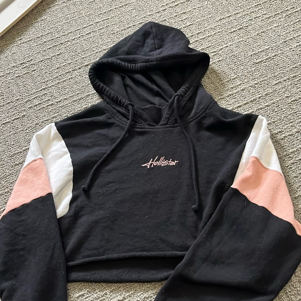 Hollister crop lightweight hoodie sweatshirt size small